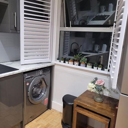 Parkview Apartment อีสต์บอร์น ภายนอก รูปภาพ