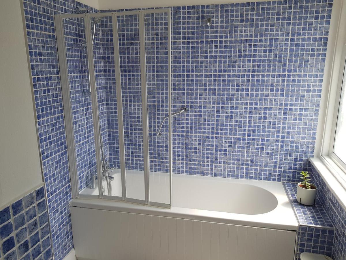Parkview Apartment อีสต์บอร์น ภายนอก รูปภาพ
