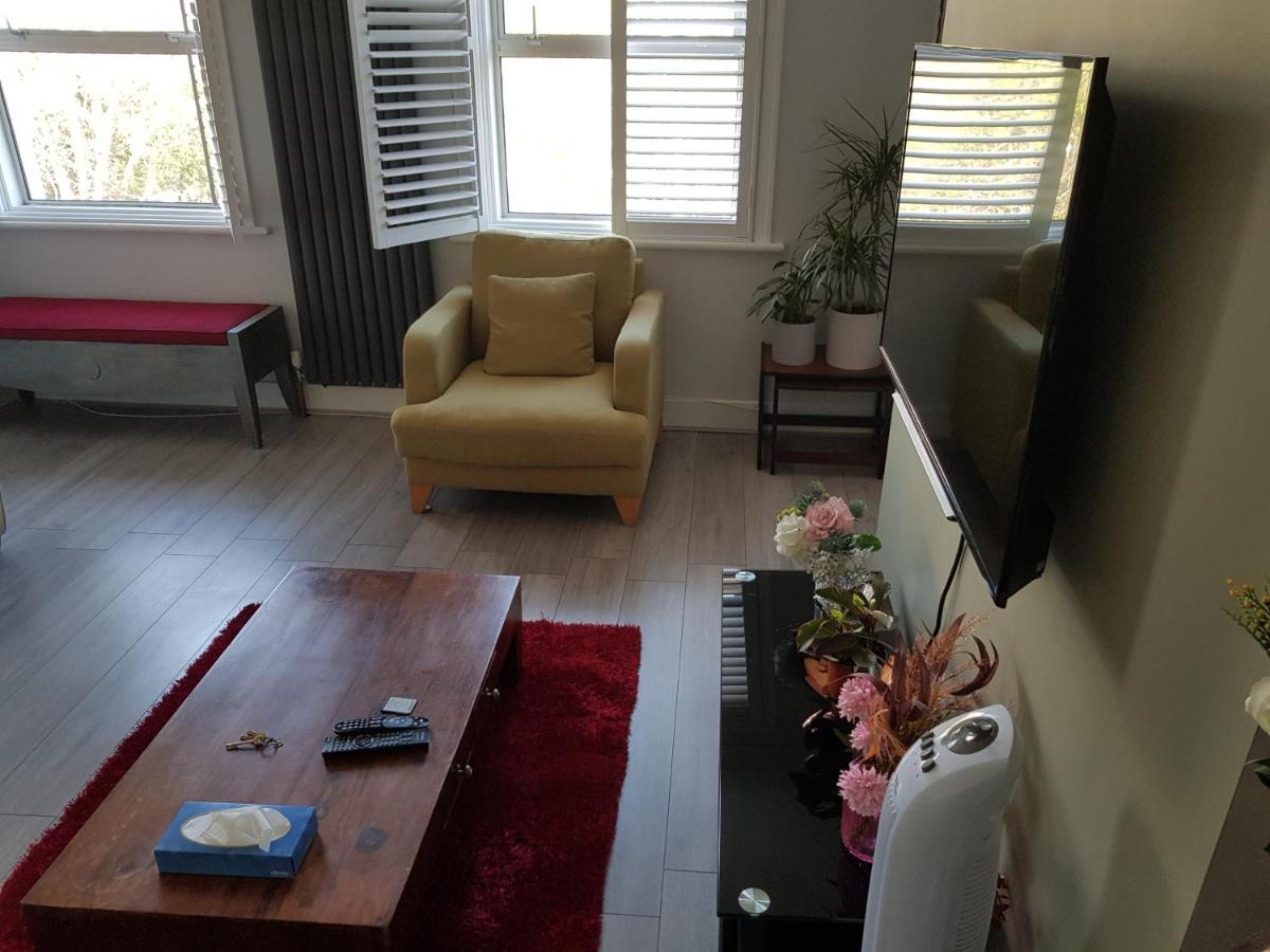 Parkview Apartment อีสต์บอร์น ภายนอก รูปภาพ