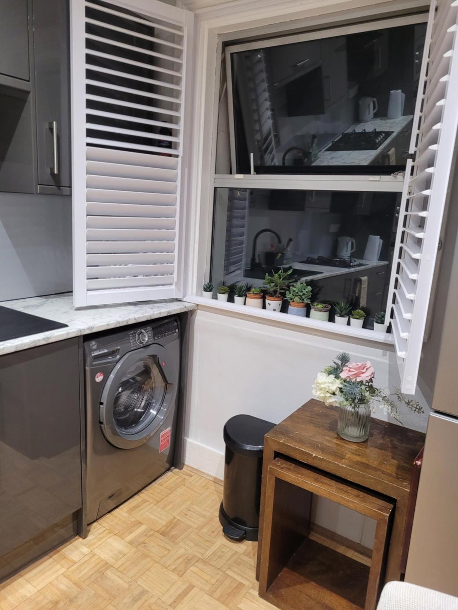 Parkview Apartment อีสต์บอร์น ภายนอก รูปภาพ